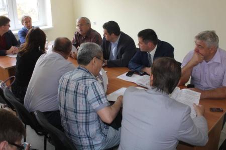 Ярославская область. Дольщикам в очередной раз пообещали закончить строительство