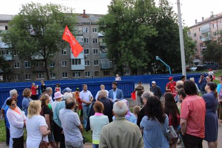 Нет поборам на капремонт! Депутат Госдумы Александр Ющенко проводит встречи с избирателями Уфы