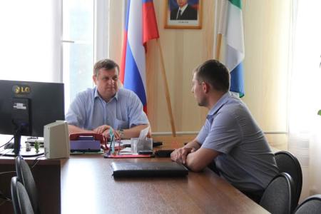 Первый секретарь Коми Рескома КПРФ Олег Михайлов с рабочим визитом посетил село Лойма Прилузского района