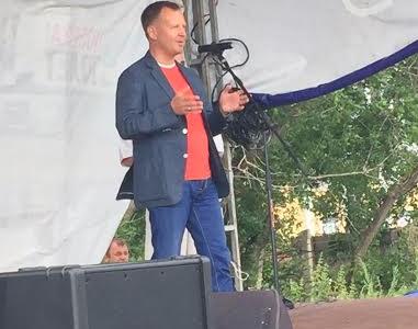 Денис Вороненков принял участие в празднике Ураза-байрам в Краснооктябрьском районе Нижегородской области 