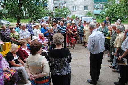 Продолжаются встречи депутата-коммуниста Н.Ф. Рябова с жителями Нижегородской области