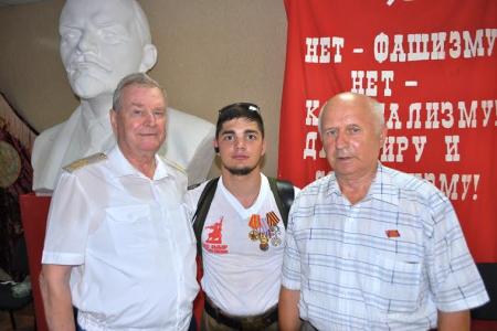 В Луганске прошел учредительный Съезд Союза советских офицеров ЛНР