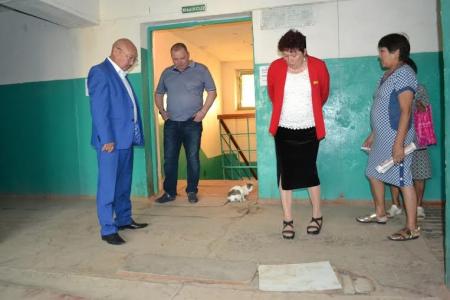Николай Паршин провел встречи с избирателями в Целинном районе Республики Калмыкия