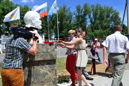 Ленин актуален как никогда. В Воронежской области открыли памятник вождю трудового народа