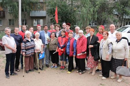 Нет поборам на капремонт! Депутат Госдумы Александр Ющенко проводит встречи с избирателями Уфы