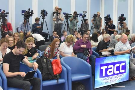 «На пасеке у Зюганова»