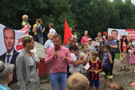 «Друг, помощник и защитник». Продолжаются встречи Дениса Вороненкова в Нижнем Новгороде