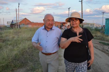 В Калмыкии прошел сход граждан с участием депутатов-коммунистов