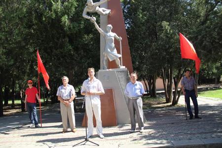 Эстафету к 100-летию образования ВЛКСМ принял Крым
