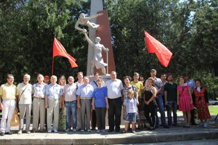 Эстафету к 100-летию образования ВЛКСМ принял Крым