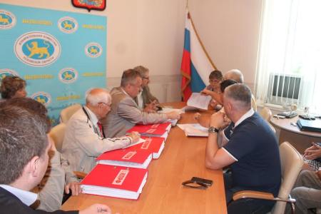 Псковские коммунисты сдали в Облизбирком списки кандидатов в депутаты областного Собрания