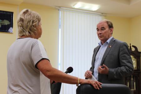 В.Н. Тетёкин: Жаркое политическое лето в Западной Сибири