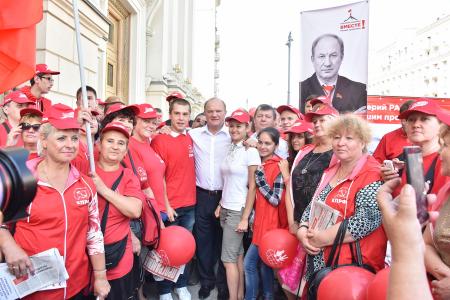 Г.А. Зюганов принял участие в акции «Галерея кандидатов» в Москве