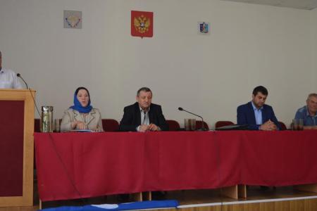 Лидер коммунистов Дагестана Махмуд Махмудов провел ряд агитационных встреч с избирателями