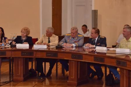 В Москве подписан меморандум о поддержке КПРФ на выборах