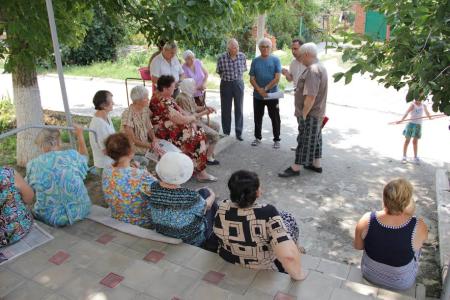 «Чтобы проблемы решались, местная власть должна ими заниматься!» Депутат-коммунист Павел Соколенко проводит встречи в Краснодарском крае