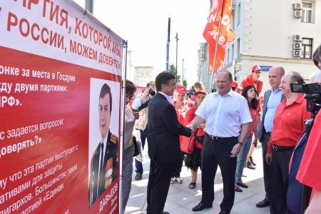 Г.А. Зюганов принял участие в акции «Галерея кандидатов» в Москве