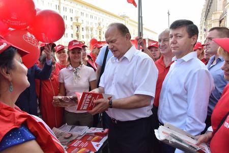 Г.А. Зюганов принял участие в акции «Галерея кандидатов» в Москве