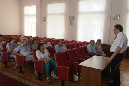 В.И. Гончаров: Мы будем помогать сельским администрациям Ставрополья независимо от их партийной принадлежности!