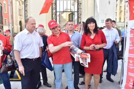 Г.А. Зюганов принял участие в акции «Галерея кандидатов» в Москве