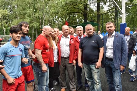 Г.А Зюганов принял участие в открытии в Москве волейбольного турнира «Быстрее, выше, сильнее», посвященного Дню физкультурника