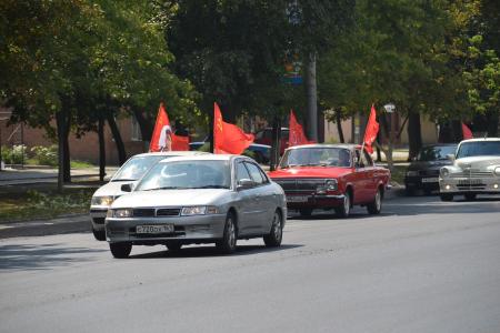 В Ростовской области состоялся автопробег с участием В.И. Бессонова