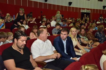 Г.А. Зюганов посетил гала-концерт Всероссийского конкурса детского и юношеского творчества "Земля талантов"