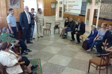 Республика Коми. В пгт.Жешарте кандидатам в депутаты от КПРФ не предоставили помещение для встречи с населением, положенное по закону