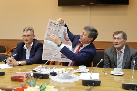 Д.Г. Новиков и Май Ван Нинь обсудили вопросы сотрудничества КПРФ и Компартии Вьетнама