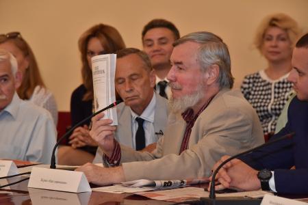 В Москве подписан меморандум о поддержке КПРФ на выборах