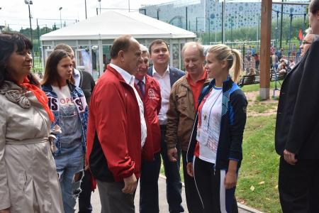 Г.А Зюганов принял участие в открытии в Москве волейбольного турнира «Быстрее, выше, сильнее», посвященного Дню физкультурника