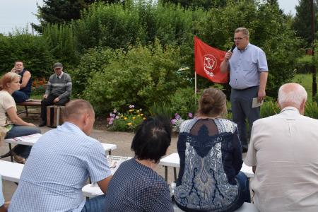 Секретарь Московского обкома КПРФ Александр Наумов провел встречи с жителями городского округа Кашира