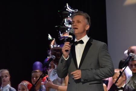 Г.А. Зюганов посетил гала-концерт Всероссийского конкурса детского и юношеского творчества "Земля талантов"