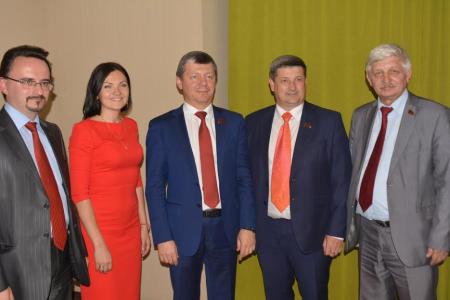 Д.Г. Новиков и кандидаты в депутаты Госдумы С.А. Гаврилов и М.С. Костриков провели встречу с белгородскими коммунистами и их сторонниками