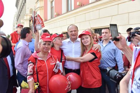 Г.А. Зюганов принял участие в акции «Галерея кандидатов» в Москве