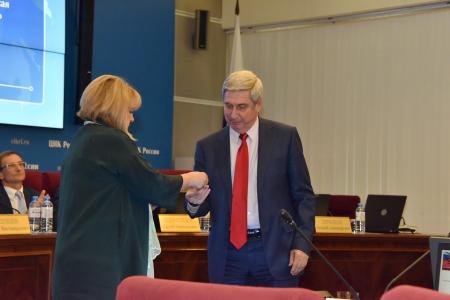 Г.А. Зюганов: Надо перевести выборы в конструктивное русло