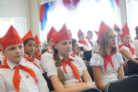 Иркутская область. При поддержке КПРФ открылся 16-й сезон пионерского лагеря «Алые паруса»