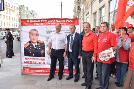 Г.А. Зюганов принял участие в акции «Галерея кандидатов» в Москве