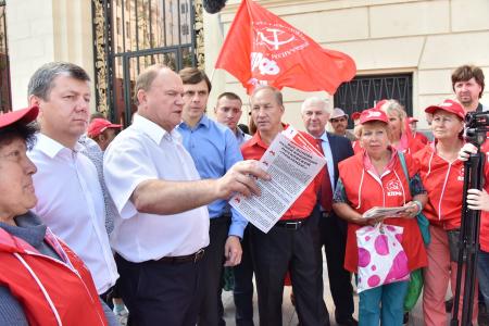Г.А. Зюганов принял участие в акции «Галерея кандидатов» в Москве