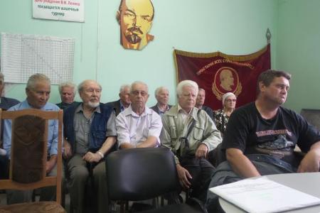 Кемеровская область. Член Президиума ЦК КПРФ Пётр Романов продолжает встречи с жителями