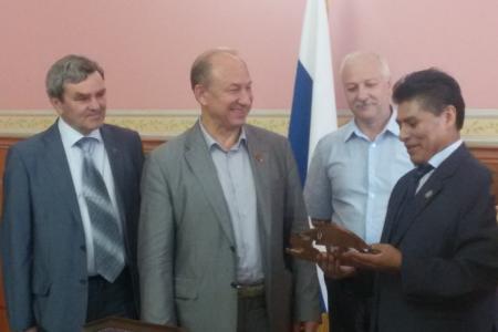 В.Ф. Рашкин встретился с боливийской делегацией