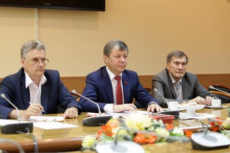 Д.Г. Новиков и Май Ван Нинь обсудили вопросы сотрудничества КПРФ и Компартии Вьетнама