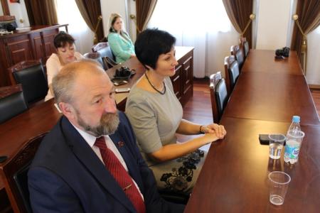 Магадан. Зарегистрирован кандидат в депутаты Госдумы от КПРФ С.П. Иваницкий
