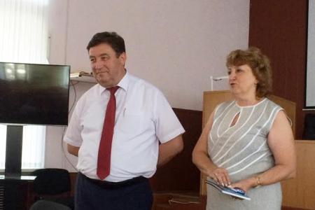 В.И. Гончаров: Мы будем помогать сельским администрациям Ставрополья независимо от их партийной принадлежности!