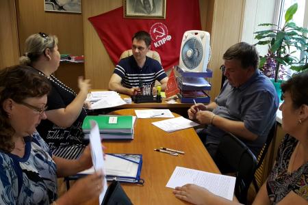 Приморский край. А.В. Корниенко провел прием граждан в городе Артеме
