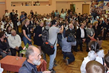 Г.А. Зюганов: «Главная задача школы – подготовить гражданина и патриота». В День знаний лидер КПРФ посетил московскую школу №760