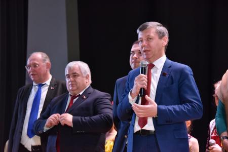 Дети России – детям Донбасса