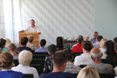 Республика Крым. Кандидат в депутаты в Государственную Думу РФ О.А. Соломахин встретился с избирателями в городе Саки