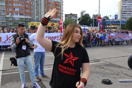 Новые рекорды "Железной девочки" из Спортклуба КПРФ