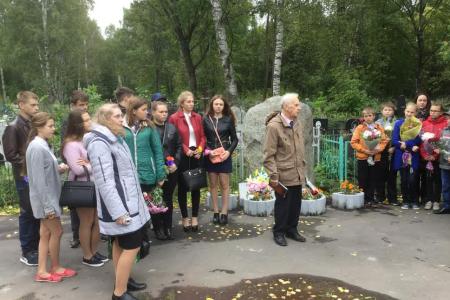Первый секретарь Ивановского обкома КПРФ В.В. Клёнов принял участие в мероприятии блокадников Ленинграда